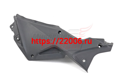 Облицовка боковая центральная правая (под бензобаком и сиденьем) PHANTOM, ZF-KY, EKONIKA (ZF250-2), ZONDER YCR150